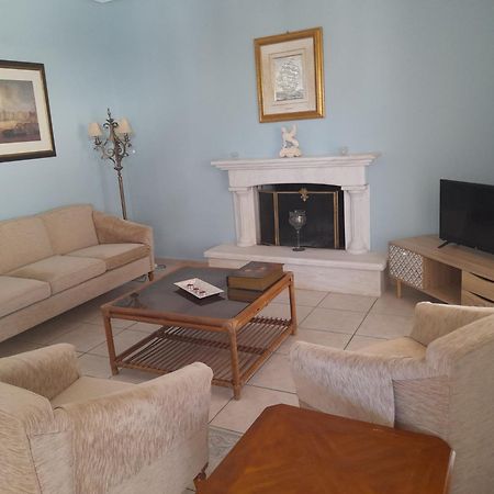 Appartamento Lydia House Corinto Esterno foto